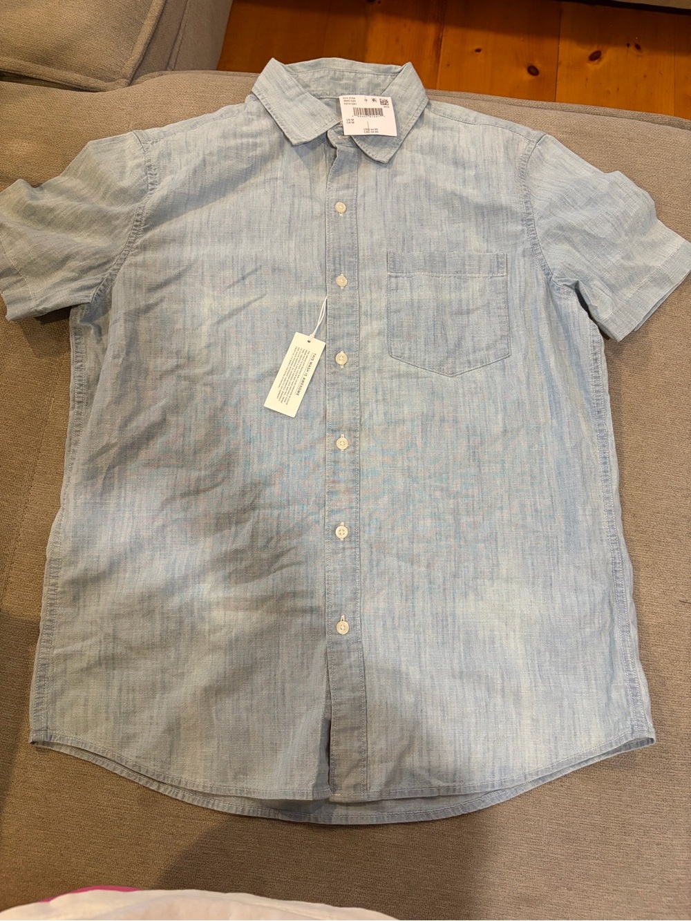 American Eagle Light Blue Short-Sleeve Linen Blend Shirt size M
